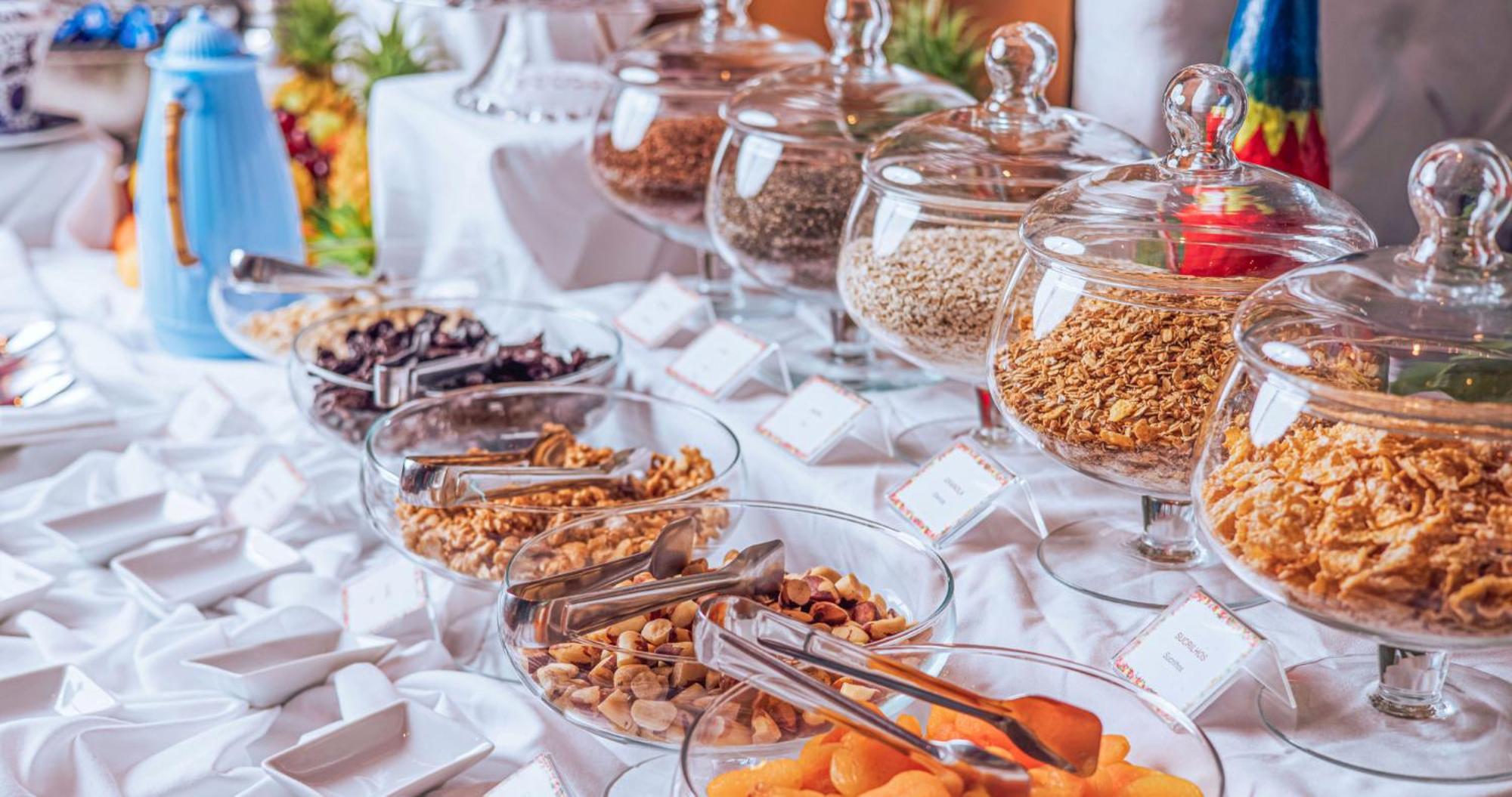 Dpny Beach Hotel & Spa Ильябела Экстерьер фото A selection of breakfast cereals
